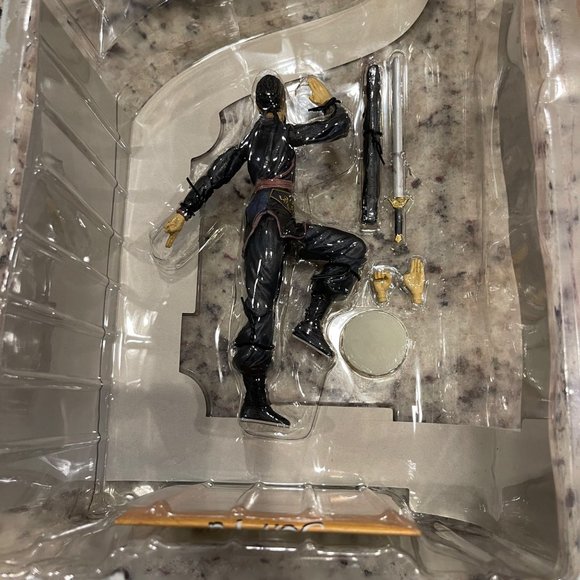 2001 Art Asylum Crouching Tiger Hidden Dragon Action Figure: Jen Yu - Picture 4 of 5